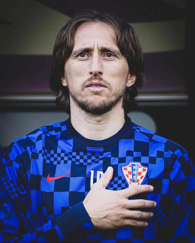 法媒：曼城、利物浦和热刺均有意埃弗顿前锋恩迪亚耶